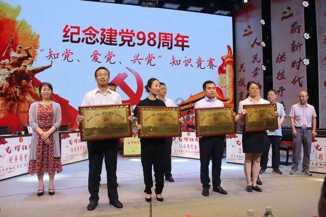 逃离遗弃的建筑3