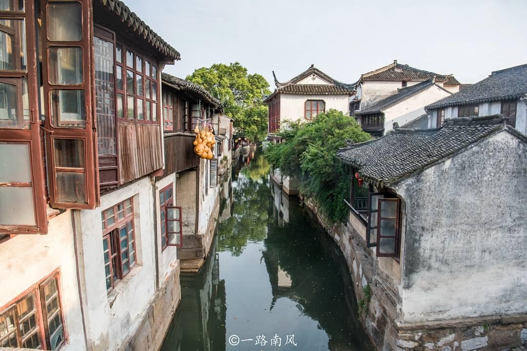逃离弃城